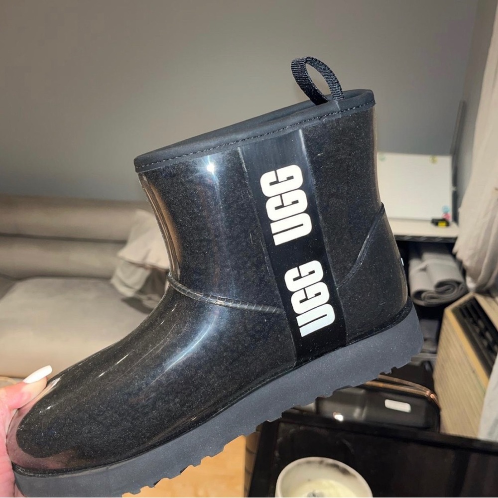 Brand new black ugh boots size 8